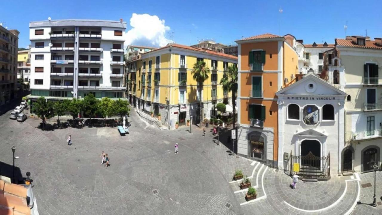 Maison Barriera - Luxury Suites - Salerno City Center Exterior foto
